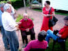Lorsque Dermy parat, le cercle des amis applaudit  grands cris !